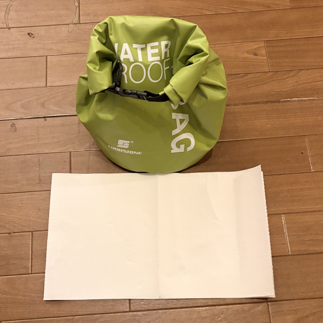 ⑥下のキッチンペーパーは乾いたまま