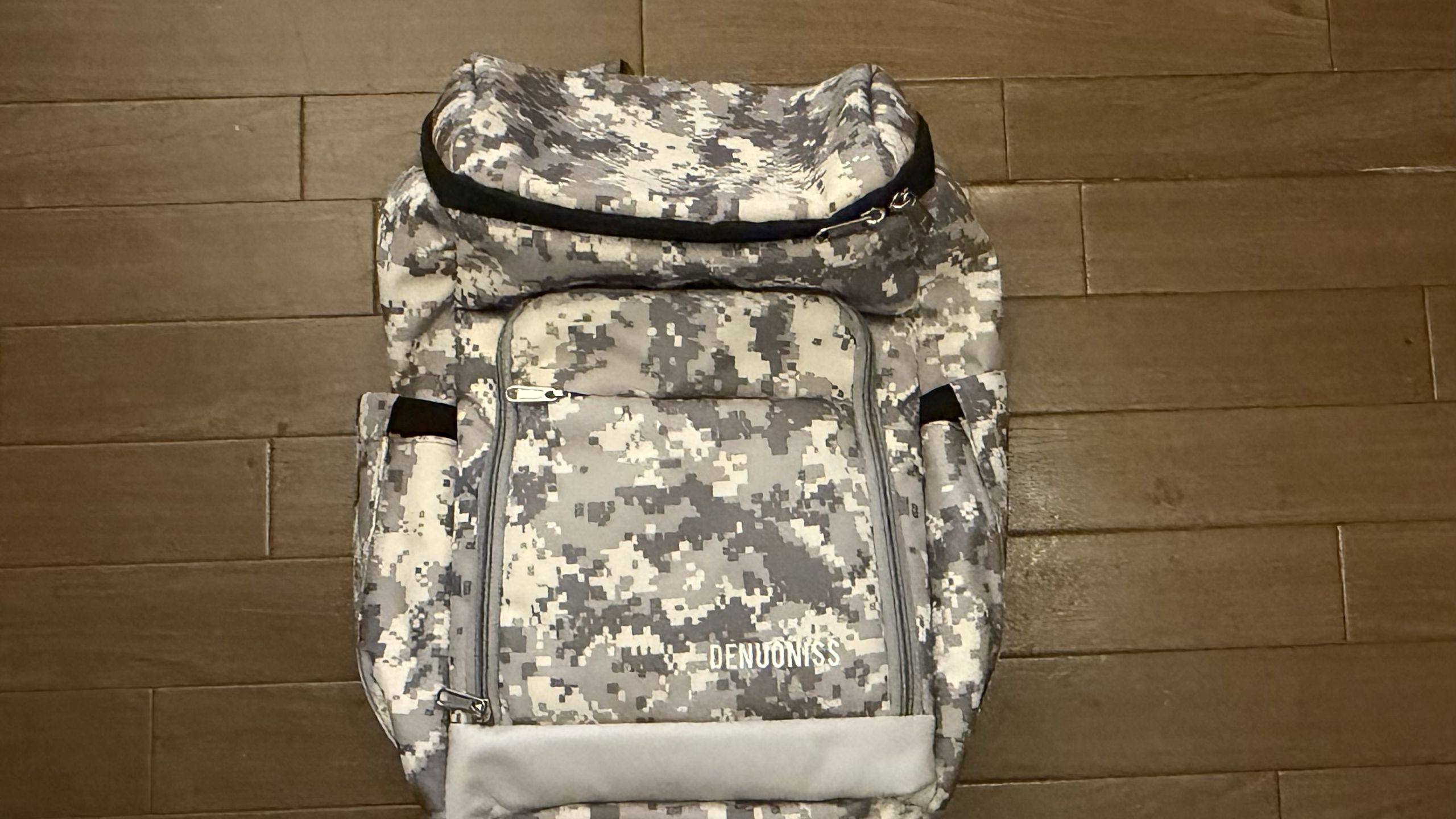 実際に使っている保冷リュック28L(正面全体)